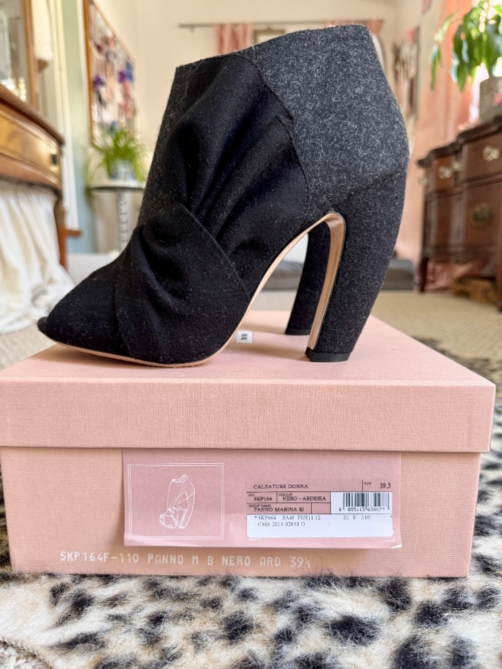 MIU MIU booties wool ankle boots curved banana heels 2011 early 2000s shoes 39.5